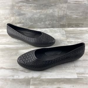 SOLD Okabashi Samantha Sustainable Laser Cut Ballet Flats Black Womens Size 6